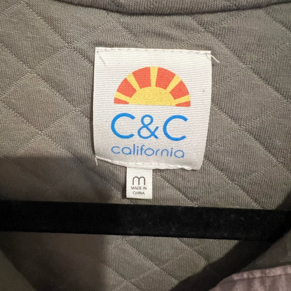 C&C 1/4 Zip Pullover - Picture 2 of 4